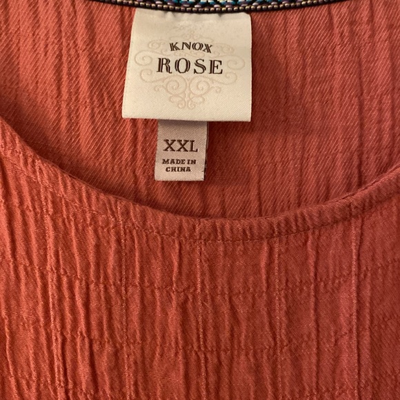 Fun coral/rust dress, ruffled cap sleeve, great condition, rayon/poly XXL. - Picture 2 of 5